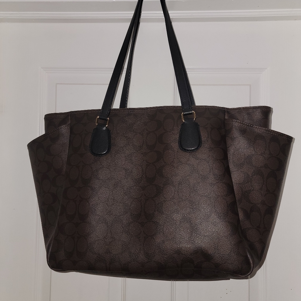Purse - Picture 2 of 5